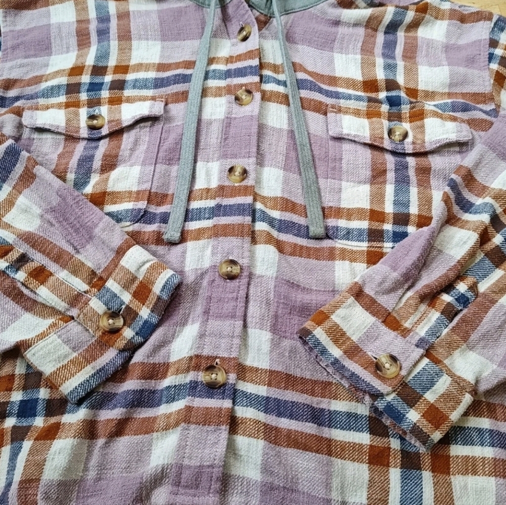 Lucky Brand Hooded Flannel Shacket Woman Sz XL Purple Plaid Cropped Shirt Jacket - Picture 8 of 12